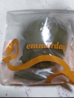 【お値下げしました♡】未開封！emmerday!ノンワイヤーブラ 3L カーキのサムネイル