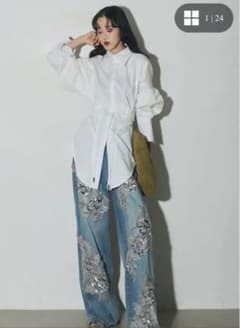 ANDREA&co ウエストレースアップブラウス　/公式売り切れ商品‼︎のサムネイル