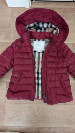 Burberry 子供用 ワインレッド ダウンコートのサムネイル