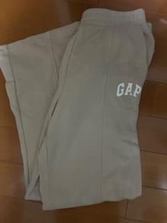 GAP ベージュ スウェットパンツ Mサイズのサムネイル