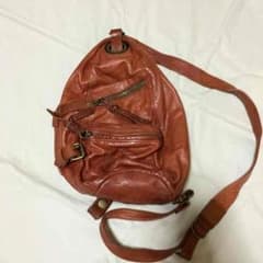 本革 ショルダー バックのサムネイル
