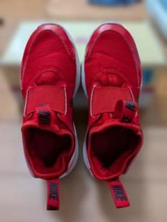 NIKE　フレックスランナー レッド　１９センチのサムネイル