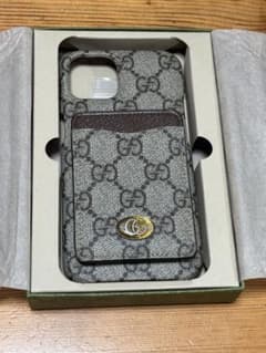 GUCCI GGパターン iPhoneケース カードポケット付きのサムネイル