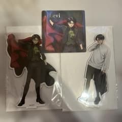 Maneki Neko (beckoning cat)Attack Titan acrylic Stand Levi