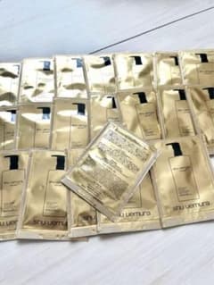 シュウウエムラ  アルティム8♾ スブリム　クレンジングオイル4ml×20包のサムネイル