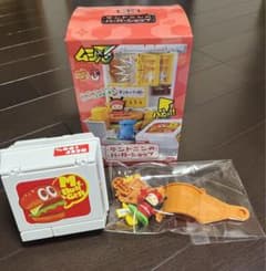 ムシ忍　テントニンのバーガーショップ&グランディウスクワガニンフィギュアのサムネイル