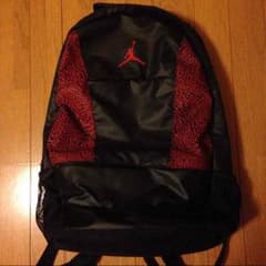 jordanリュックのサムネイル