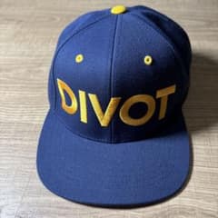 THE CLASSICS YUPOONG DIVOT キャップ ネイビーのサムネイル