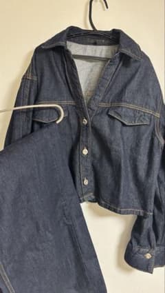 ZARA デニムジャケットのサムネイル