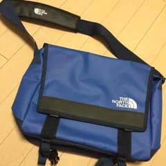 THE NORTH FACE バッグのサムネイル