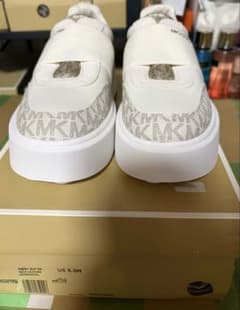 MICHAEL KORS ホワイト グレー スニーカー US 5.5M - メルカリ