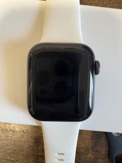 Apple Watch SE 第2世代 40mmのサムネイル
