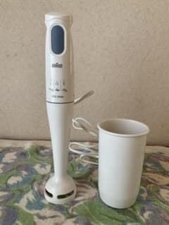 BRAUN ハンド・ブレンダー、ホワイトカップ付きのサムネイル