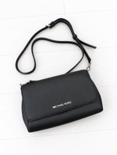 MICHAELKORショルダーバッグのサムネイル