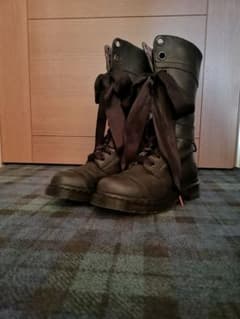 コロコロ様専用　Dr.Martens TRIUMPH 12ホールブーツのサムネイル