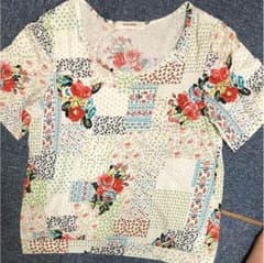 スーパーハッカ花柄Tシャツのサムネイル