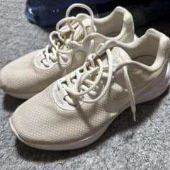 Nike ランニングシューズ ホワイト 27.5のサムネイル