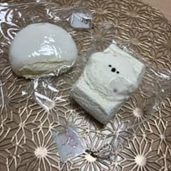 snowcake handcraft 豆乳 大福 餅 子犬アイス　スクイーズのサムネイル