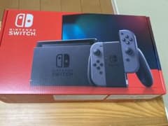 新品　Nintendo Switch 任天堂スイッチ本体グレー　新モデルのサムネイル