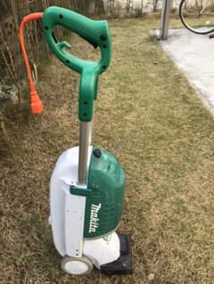 マキタ芝刈り機のサムネイル