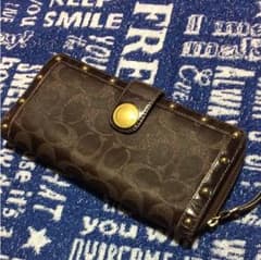 coach 長財布のサムネイル
