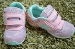 ニューバランス　女児16.5センチ　ほぼ新品　new balance◆ピンクのサムネイル