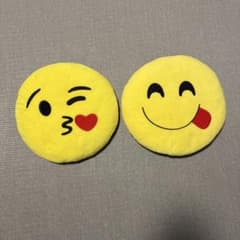 絵文字 ぬいぐるみ クッション 2個セットのサムネイル