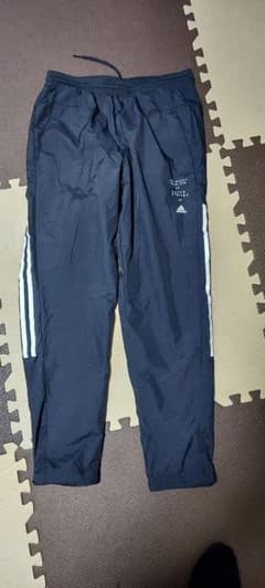 adidasシャカシャカナイロンパンツのサムネイル