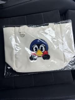 東京ヤクルトスワローズ つば九郎 さがら刺繍バッグ (非売品) - メルカリ