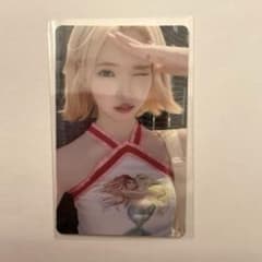 ジウ》Hearts2Hearts ユニバ特典トレカ - メルカリ