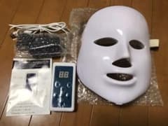 7色LED 美容マスク【7月13日で出品停止】のサムネイル