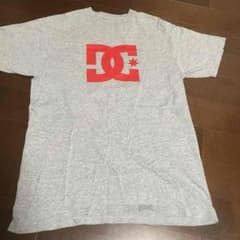 DC  ディーシー Tシャツ  サイズMのサムネイル