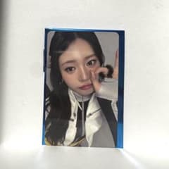 BABYMONSTER 会場購入特典 ローラ トレカのサムネイル