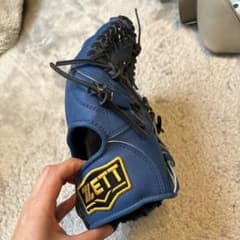 野球、ソフト、グローブのサムネイル