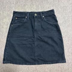 【美品】Lee ダークデニム ミニスカート Sのサムネイル