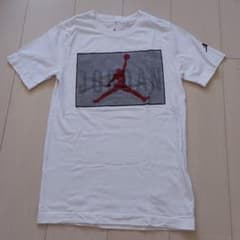 ジョーダン　Tシャツ　140 150のサムネイル