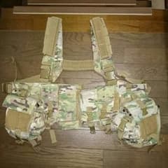 ゲンタ様専用　チェストリグ&バックパック　マルチカムのサムネイル