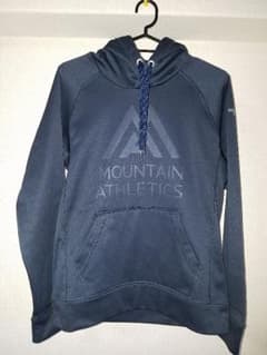【HIPPY様】THE NORTH FACE　パーカーのサムネイル