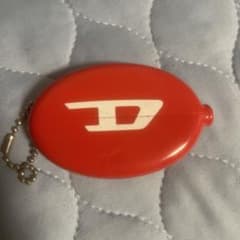 大幅値引き！DIESEL ロゴ コインケース レッドのサムネイル