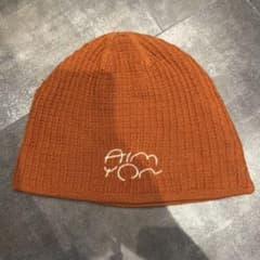 ほぼ未使用　あいみょん　ニット帽 刺繍ロゴ　まあるのサムネイル