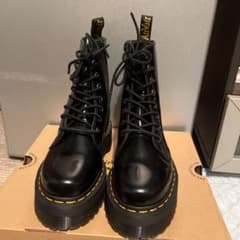 Dr.Martens JADON UK4 ジェイドン ドクターマーチン 8ホールのサムネイル