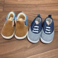 未使用　ベビー　靴　2足セットのサムネイル