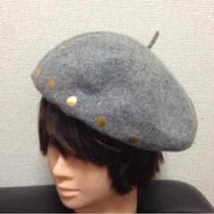 グレー ベレー帽のサムネイル