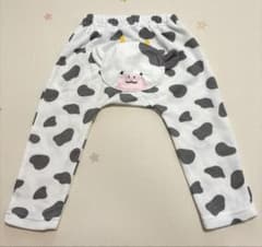【新品・未使用】かわいい牛の顔付き牛柄パンツのサムネイル