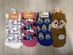 キャラクターソックス 4足セット ディズニー ミニオンズ 23-25cmのサムネイル