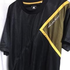 【再値下げ】asics バスケ  Tシャツのサムネイル