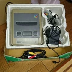 スーパーファミコン本体(アダプタ付き)&ソフト13本セットのサムネイル