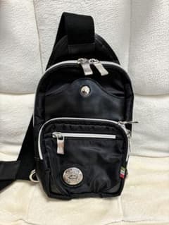 未使用に近い✨OROBIANCO オロビアンコ ボディバッグ ナイロン×レザー Orobianco オロビアンコ ボディバッグ ナイロンレザー - メルカリ