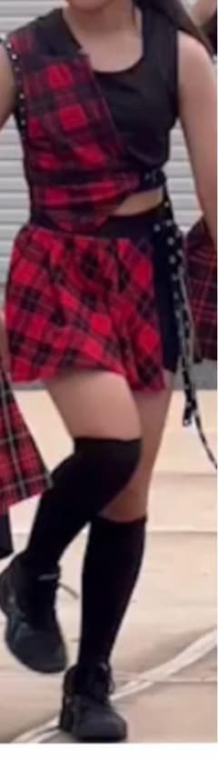 ダンス衣装のサムネイル