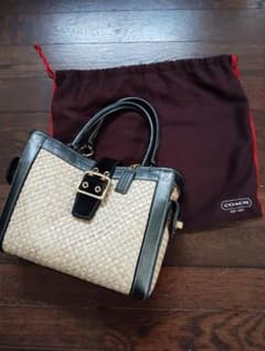 美品 COACH カゴバッグ トートバッグ レザーチャーム 保存袋 ソーホー 美品 COACH カゴバッグ トートバッグ レザーチャーム 保存袋 ソーホー